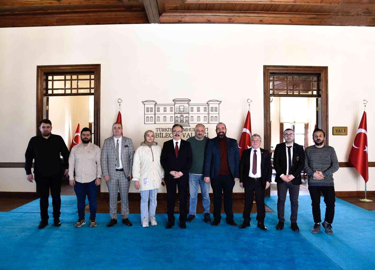 Vali Kızılkaya basın mensuplarını makamında ağırladı