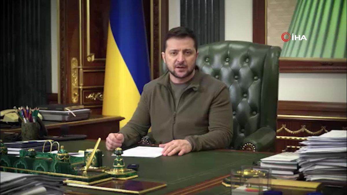 Zelenskiy: 'Rusya'nın kimyasal silahlarla saldırı hazırlığında olduğuna dair haberler alıyoruz'