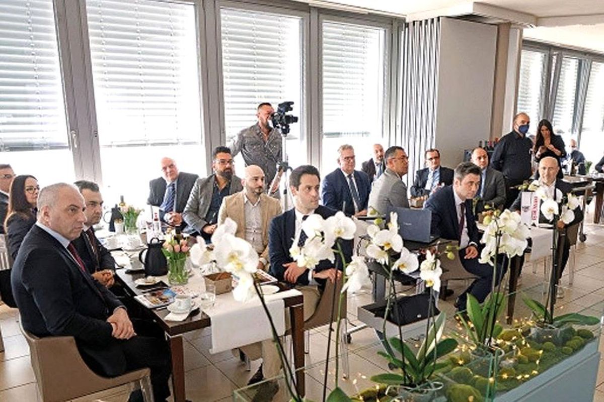 Almanya'da Türk iş dünyası bir araya geldi