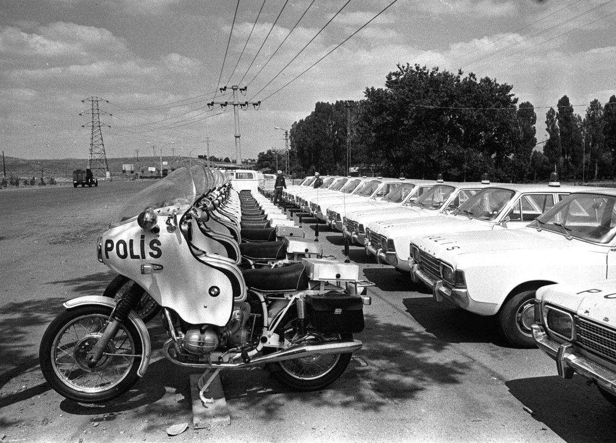 Son dakika haberi... Ankara Emniyet Müdürlüğü\'nden nostaljik paylaşım