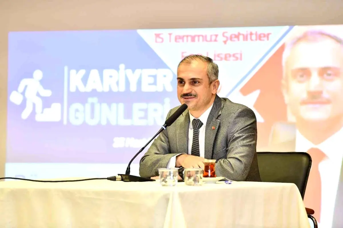 Başkan Çiftçi\'den öğrencilere: "Mesleğinizi yetenekleriniz ve isteğiniz doğrultusunda seçin"