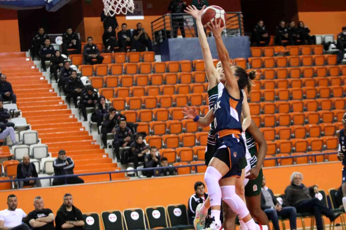Bitci Kadınlar Türkiye Kupası: OGM Ormanspor: 93 Çukurova Basketbol Mersin Yenişehir Belediyesi: 96