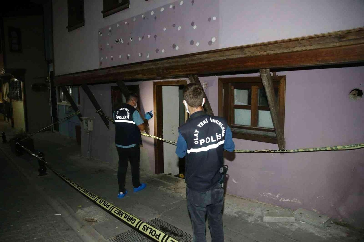 Cinayet zanlısından \'para yerine eroin teklif etti\' savunması