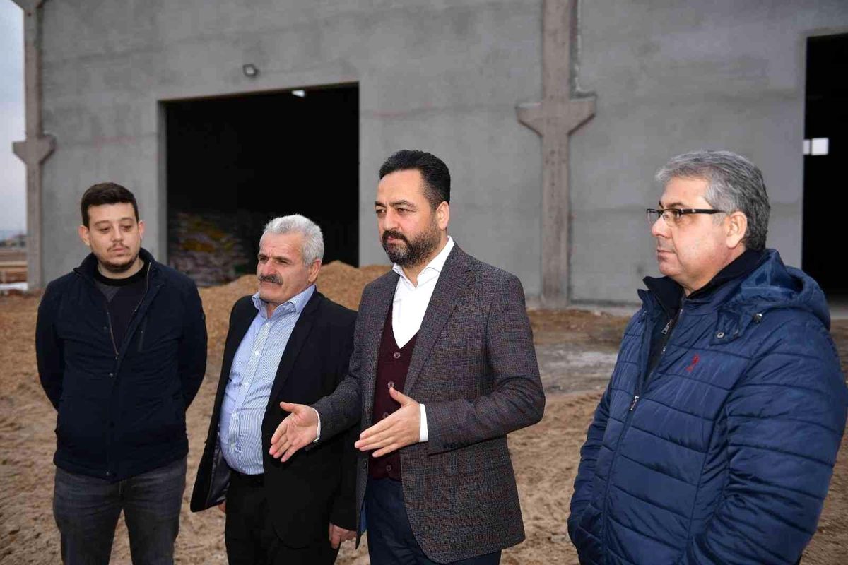 Elbistan OSB\'de kurulan tekstil fabrikası bin kişiye istihdam kapısı olacak
