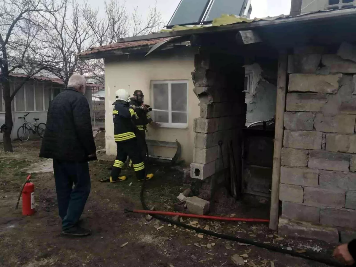 Elektrikli battaniye yangına neden oldu