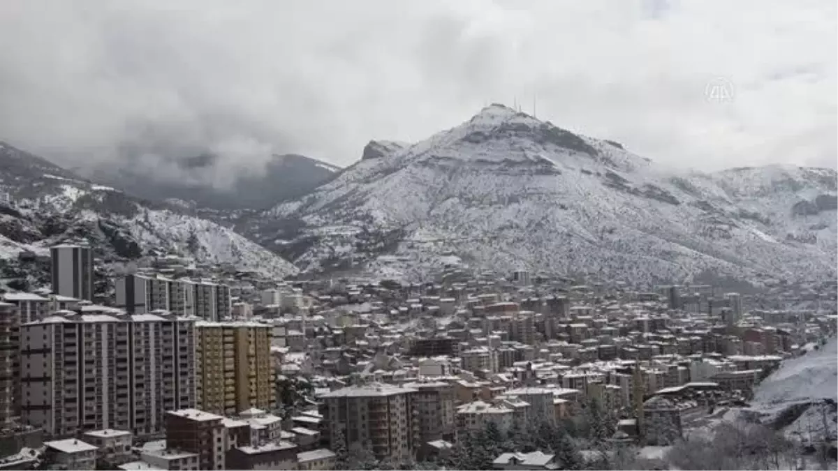 GÜMÜŞHANE - Kar yağışı etkili oldu