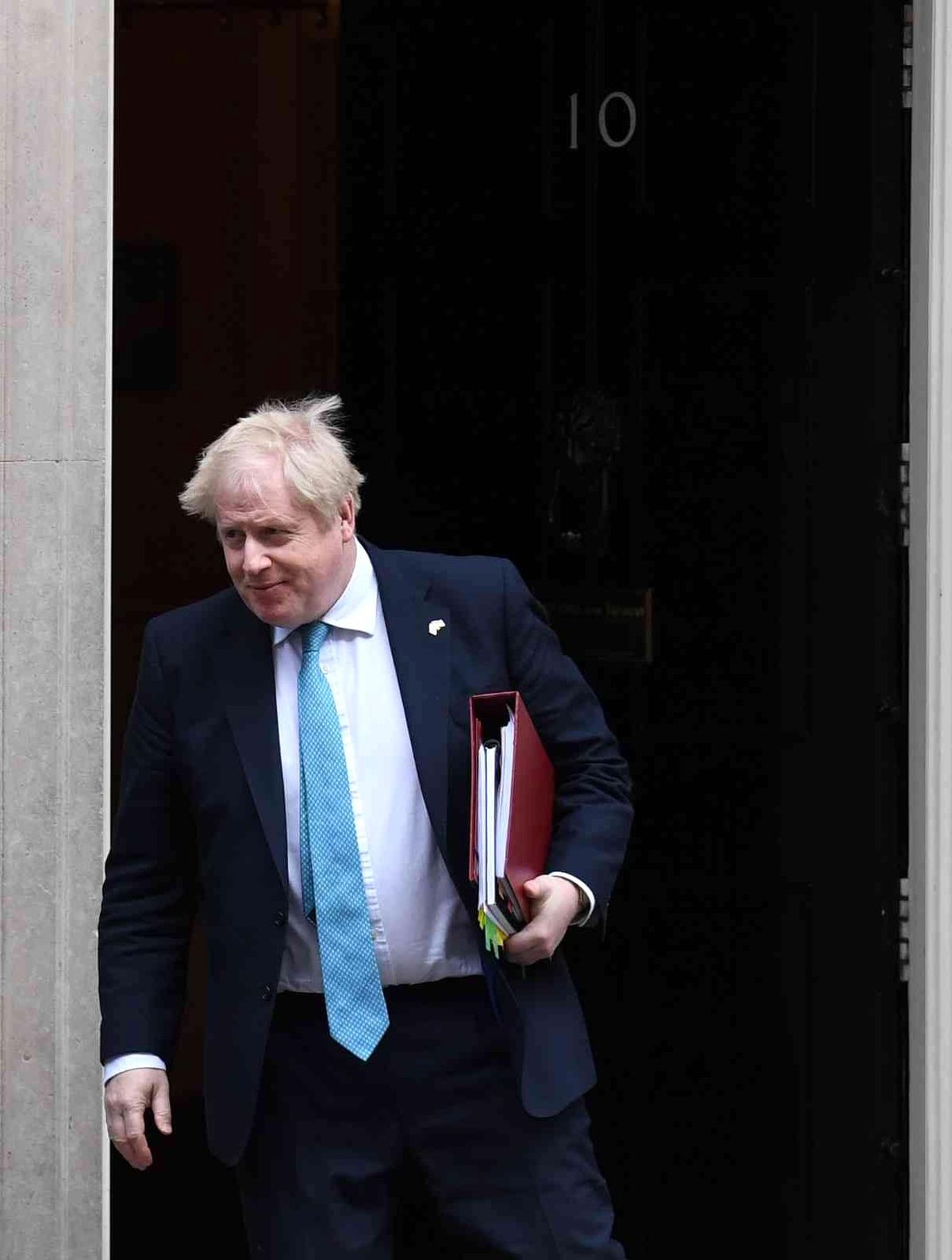 İngiltere Başkanı Johnson: "Putin kırmızı çizgiyi aştı, Uluslararası Ceza Mahkemesi\'ne çıkarılmalı"