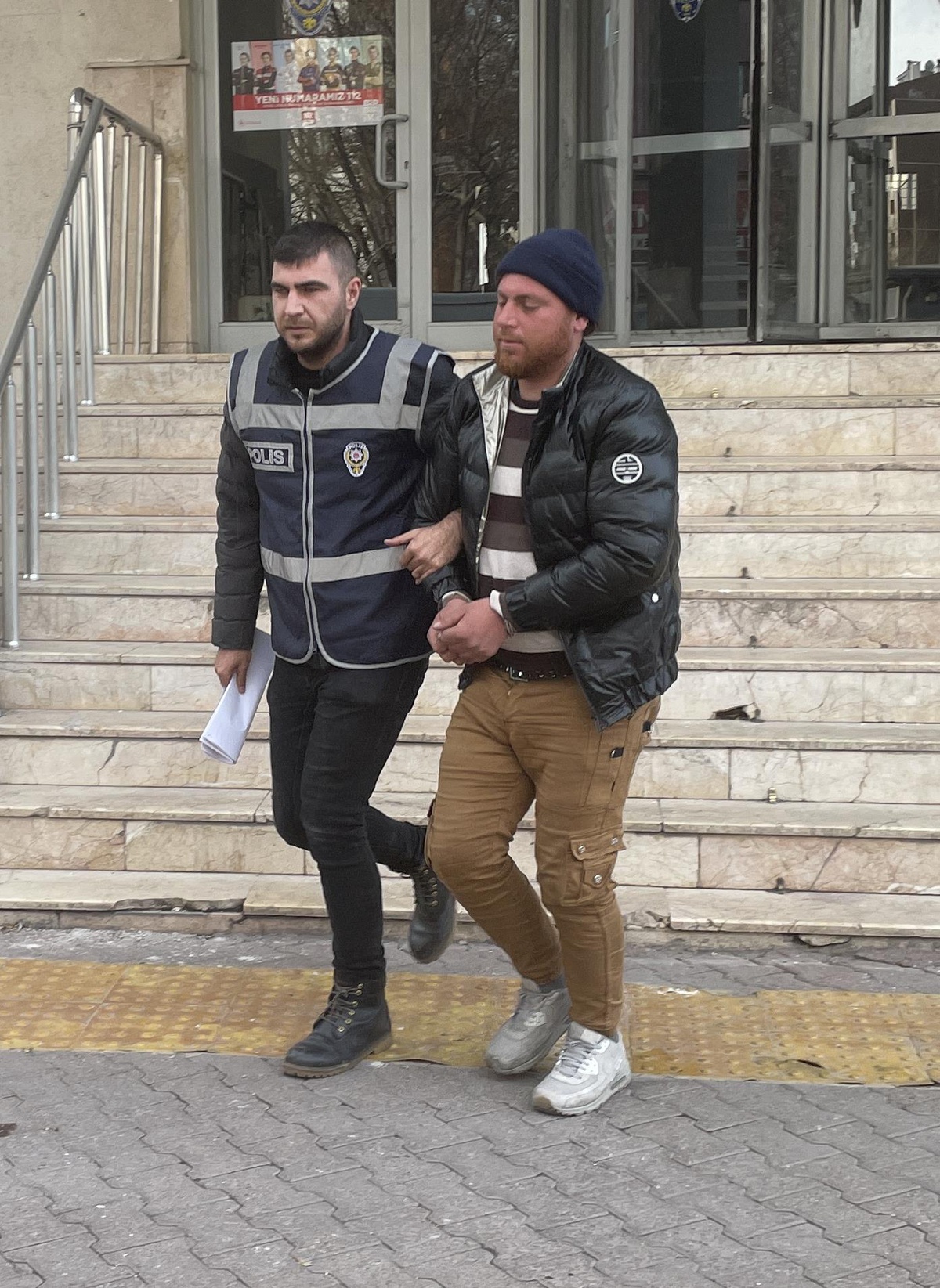 Kayseri\'de 16 yıl 8 ay kesinleşmiş hapis cezası bulunan firari hükümlü yakalandı