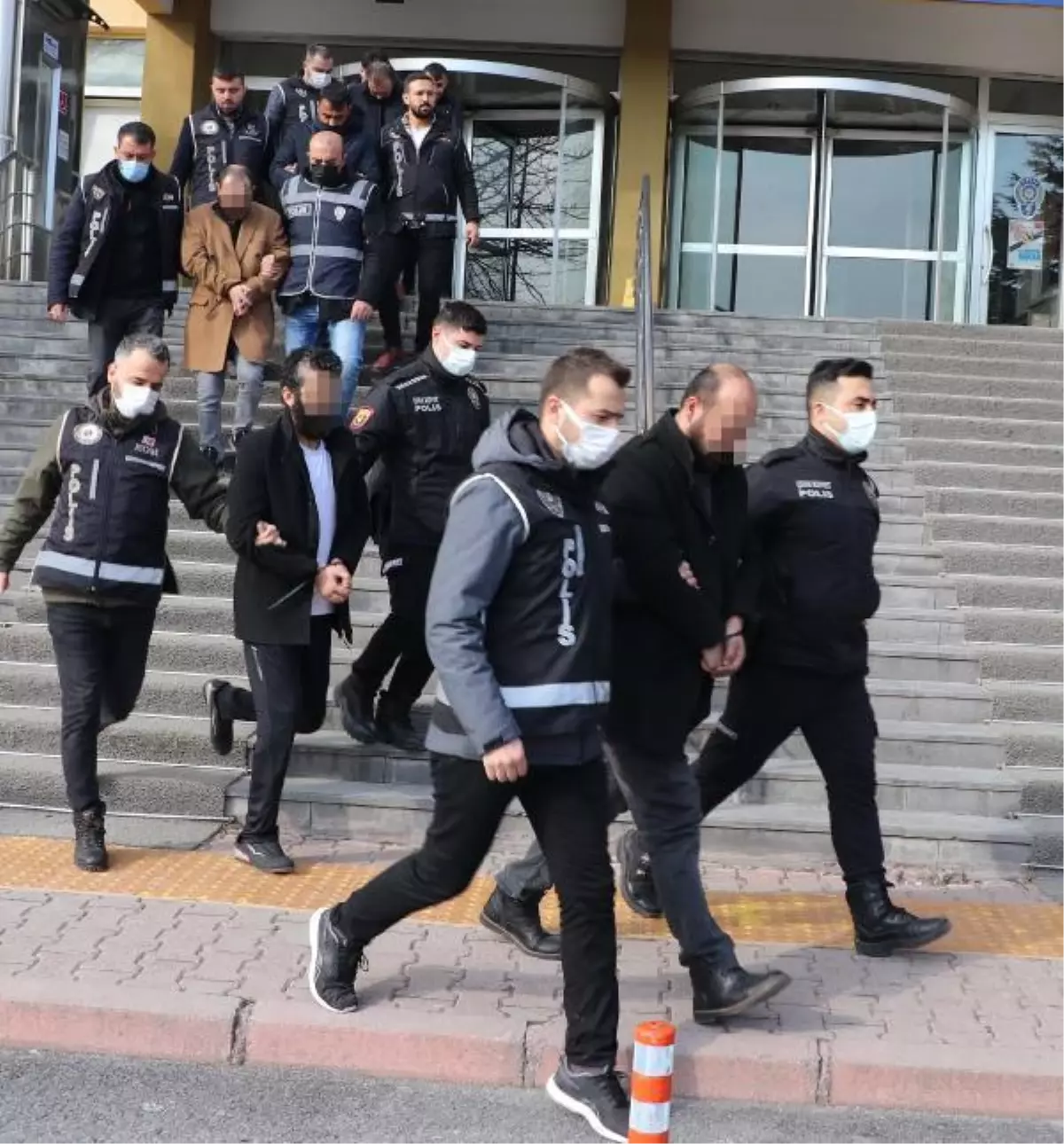 KAYSERİ\'DE SUÇ ÖRGÜTÜ OPERASYONUNDA 25 ŞÜPHELİ ADLİYEDE
