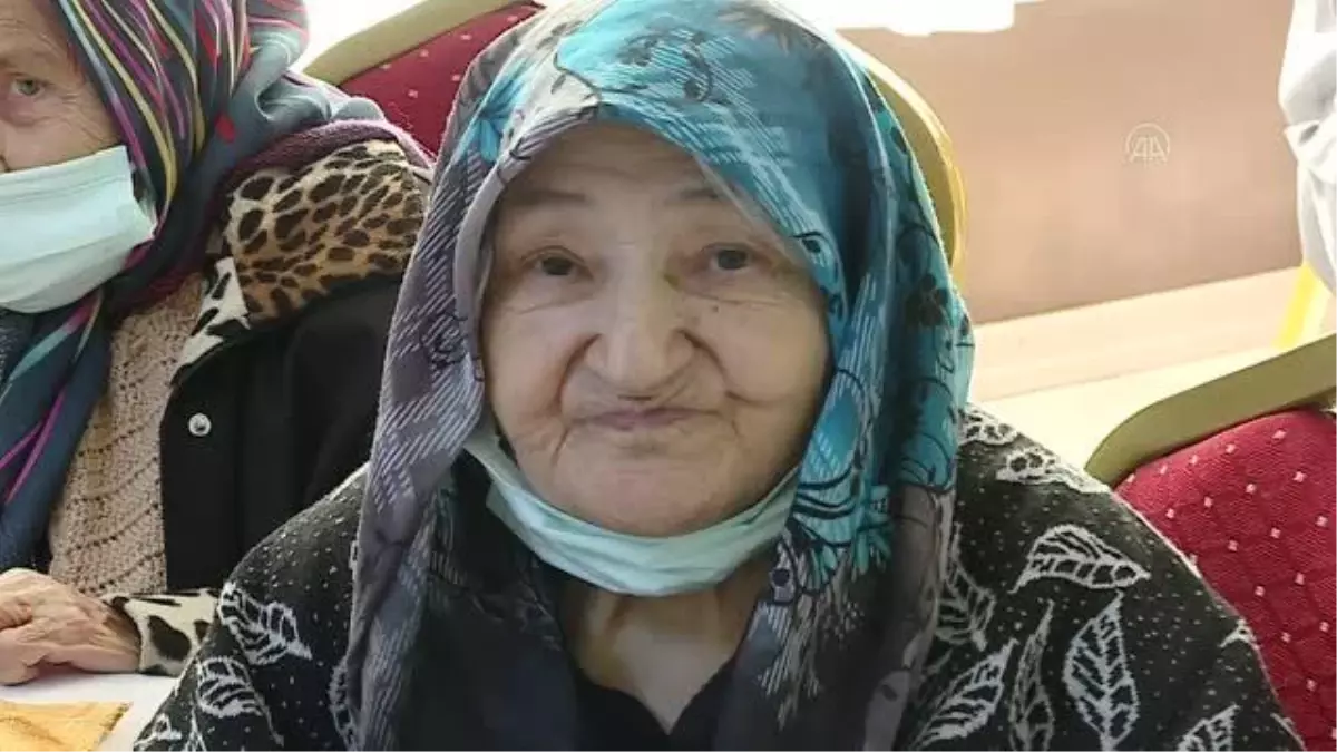 Keçiören Belediyesinden huzurevi sakinlerine moral etkinliği