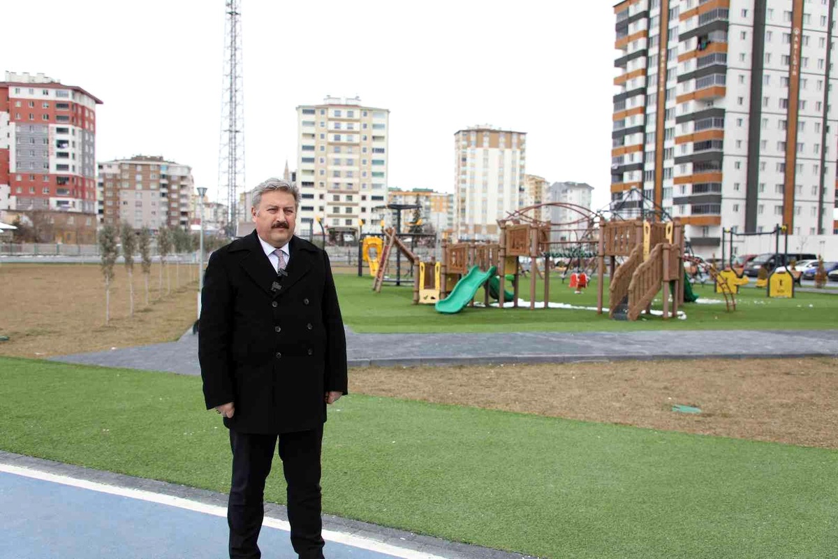 Melikgazi\'de bir park daha hizmete açılıyor