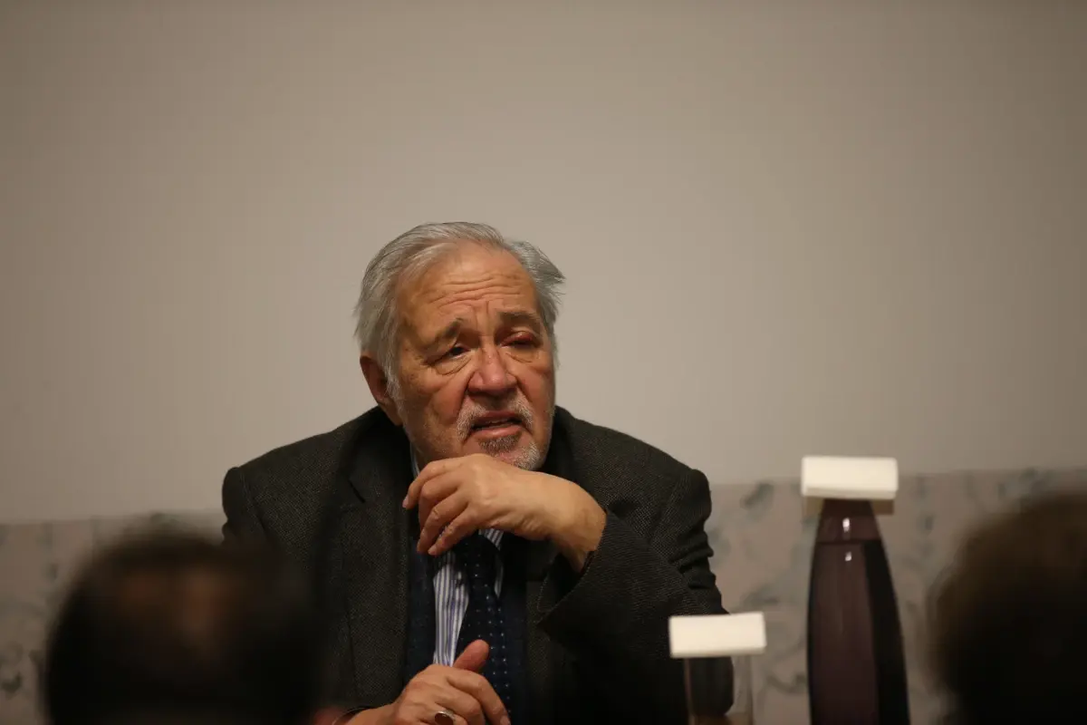 Prof. Dr. Ortaylı\'dan Avusturya\'daki Türk gençlerine en az 3 dil öğrenin tavsiyesi Açıklaması