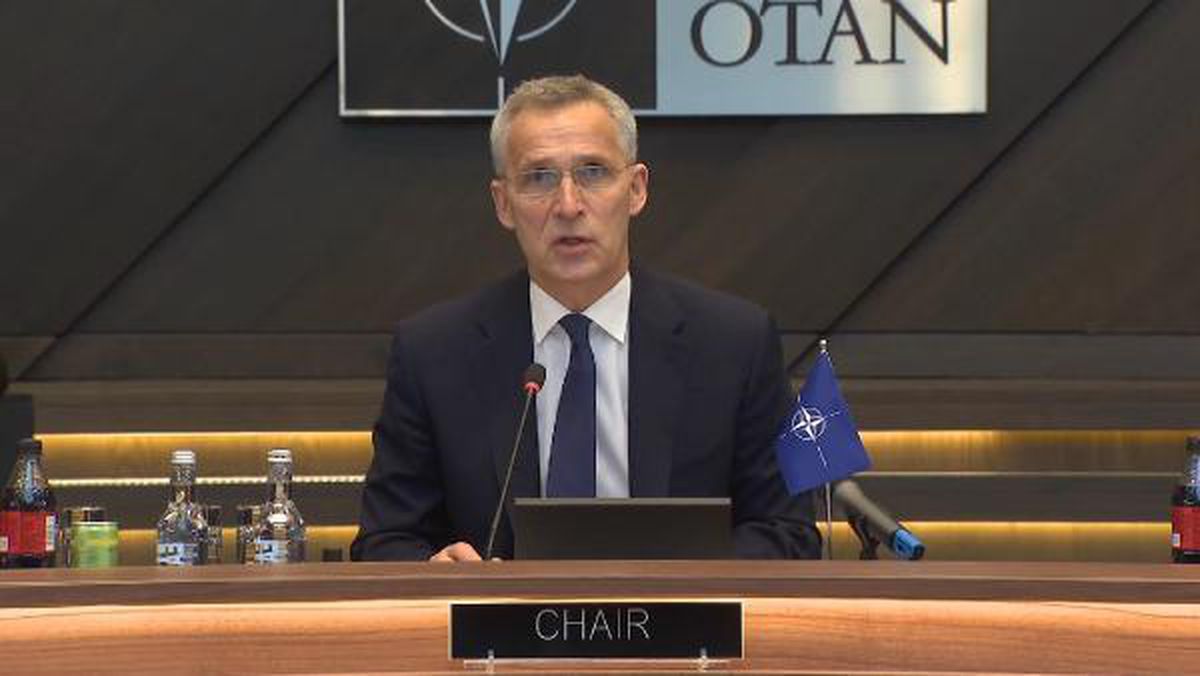 Stoltenberg NATO Olağanüstü Liderler Zirvesi\'nin açılış konuşmasını yaptı