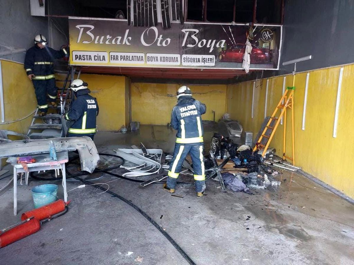 Yalova\'da boya atölyesinde korkutan yangın