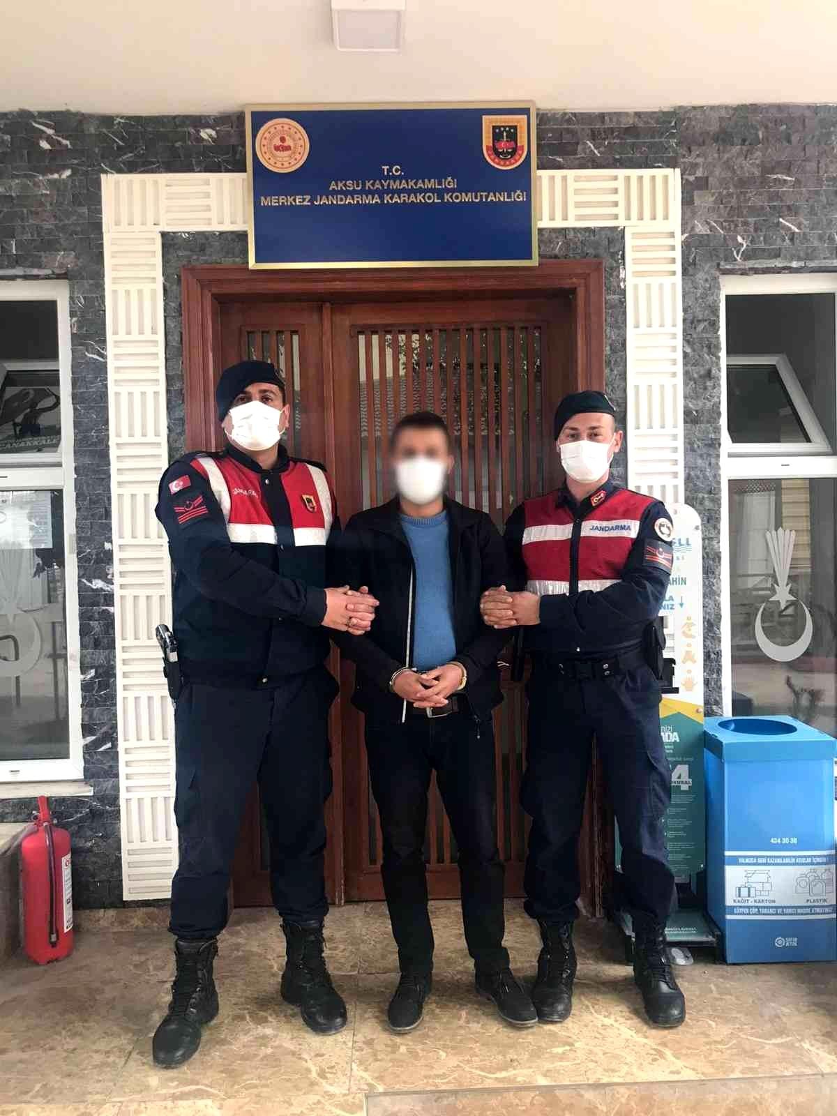 7 yıl hapis cezası ile aranan suç makinesi yakalandı