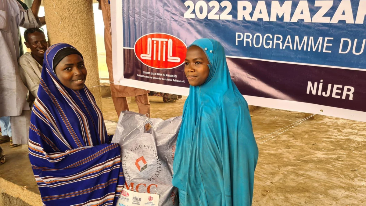 Almanya DİTİB Afrika\'da ramazan yardımı dağıtımına başladı