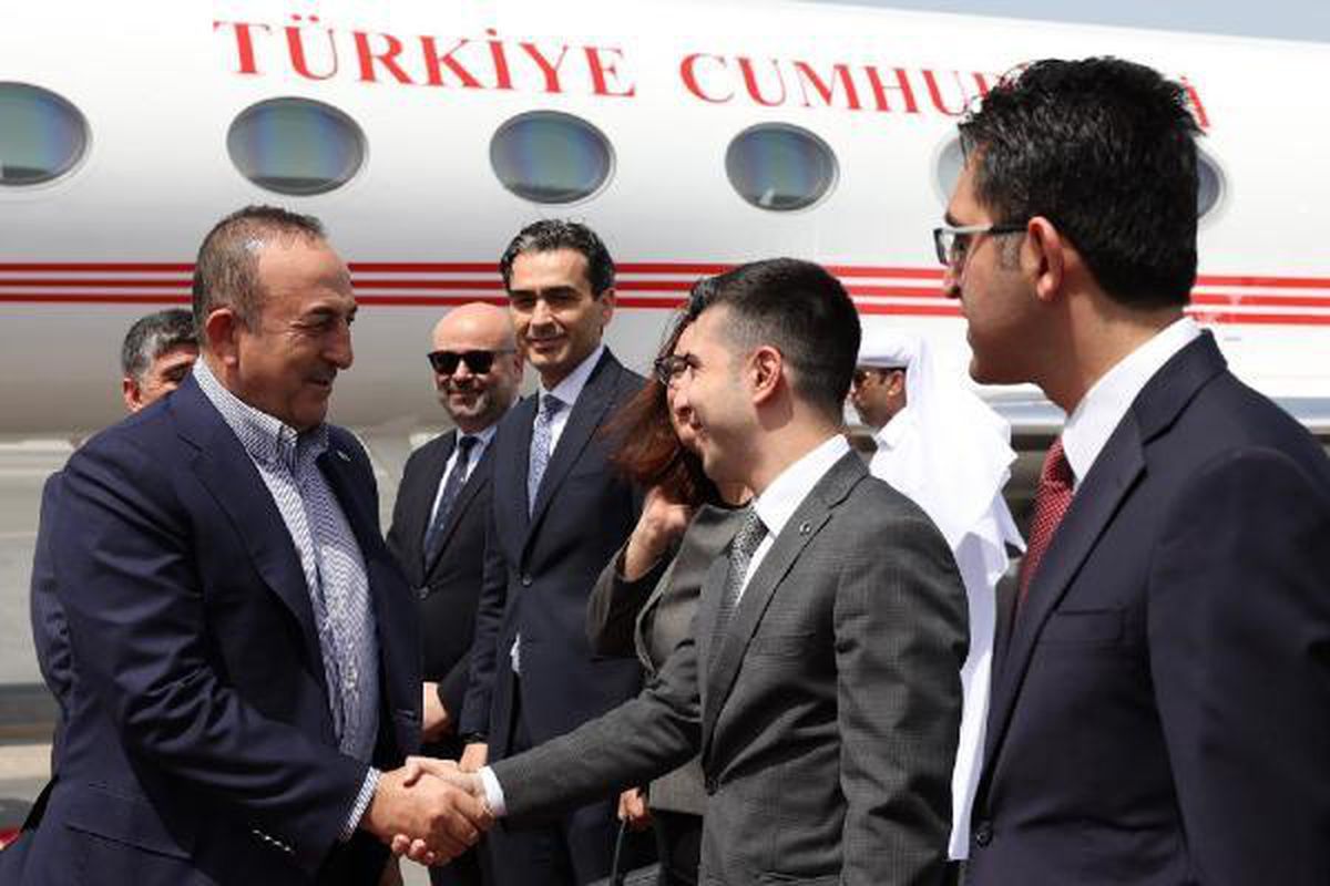 Son dakika! Bakan Çavuşoğlu Katar\'da