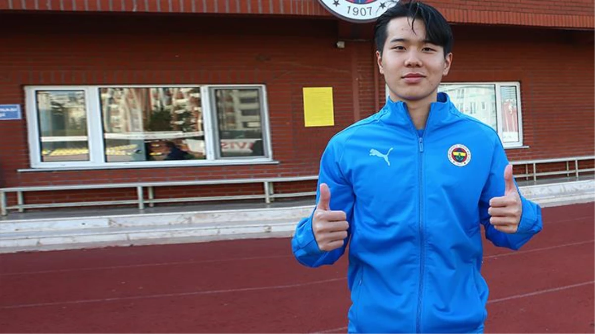 Jin-ho Jo\'nun Fenerbahçe lisansı çıkarıldı! 2. Güney Koreli futbolcu olarak takıma geldi