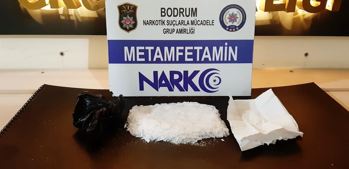 Bodrum\'a uyuşturucu ile girerken yakalandılar