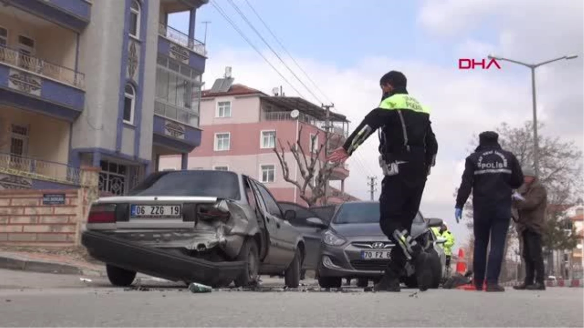 ÇALINTI ARAÇLA KAZA YAPTILAR, YAYA OLARAK KAÇTILAR