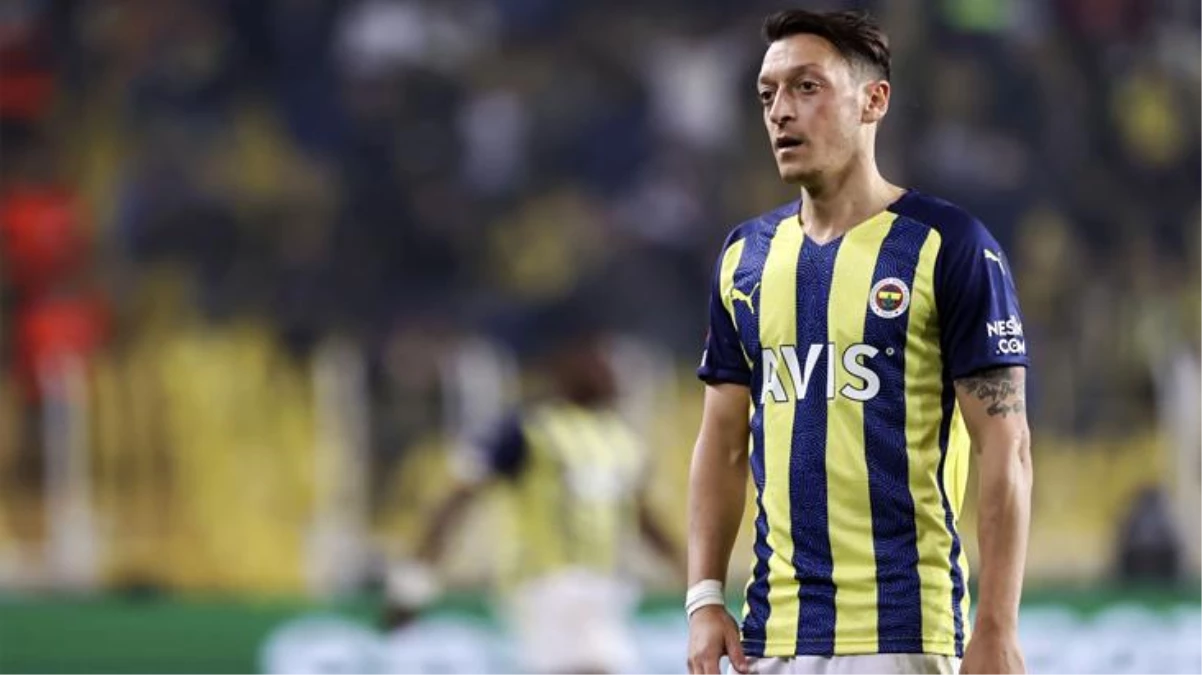 Mesut Özil, Fenerbahçe\'den ayrılıyor!