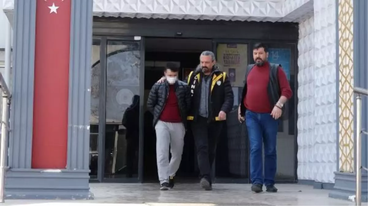 Bursa'da gece kulübü işletmecilerinin arasında çıkan çatışmada 1 kişi öldü, 5 kişi gözaltına alındı!