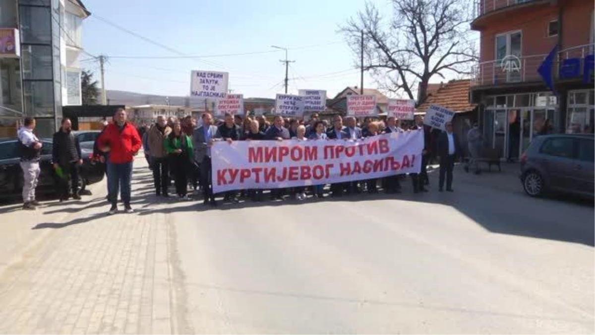 GRAÇANİÇA - Sırbistan seçimleri için Kosova\'da oy kullanılmasına izin verilmemesi protesto edildi