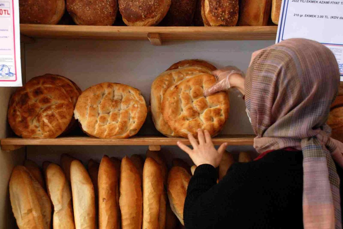 İzmir\'de Ramazan pidesi mesaisi başlıyor