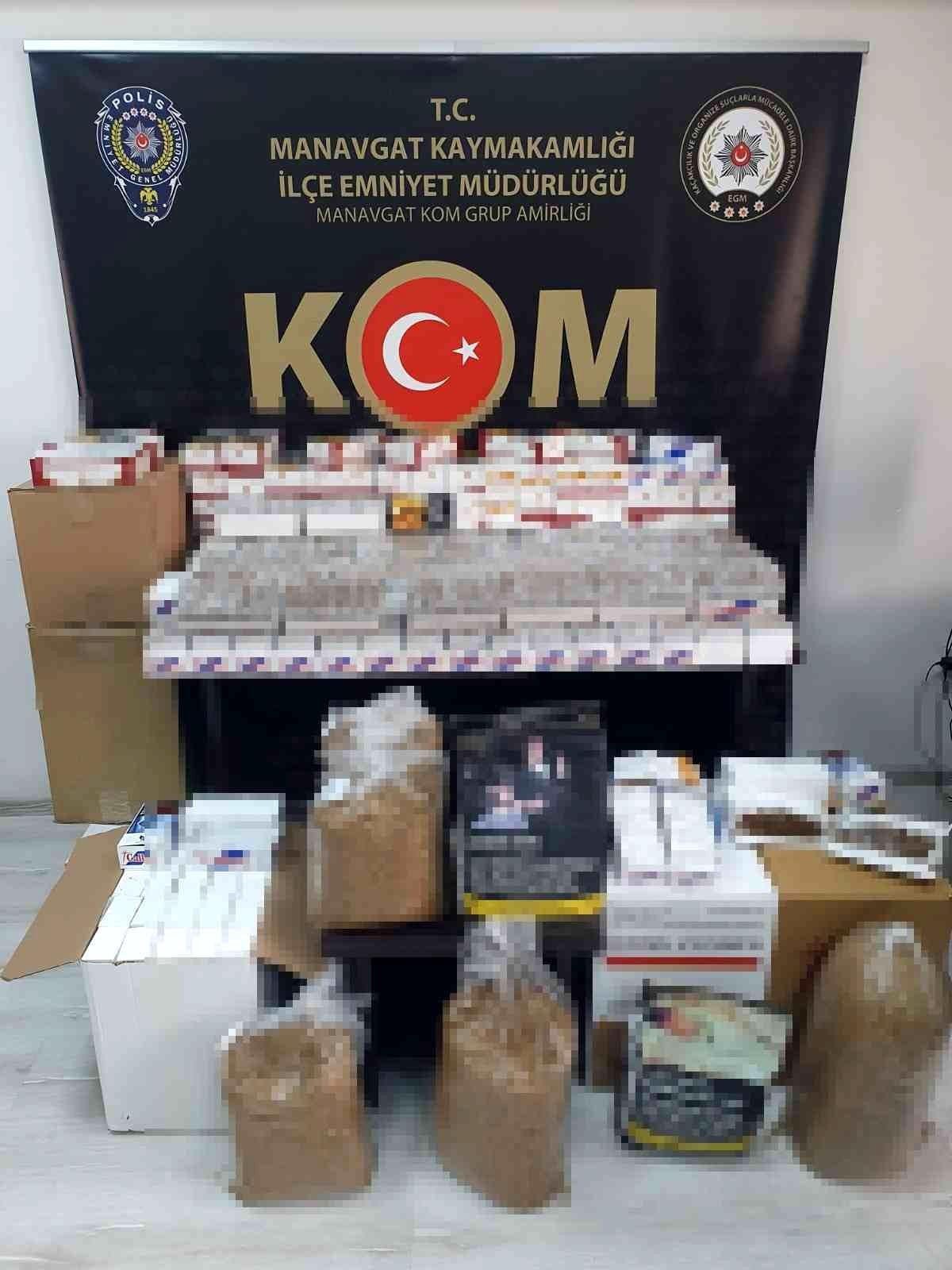 Manavgat\'ta kaçak sigara ve tütün operasyonu
