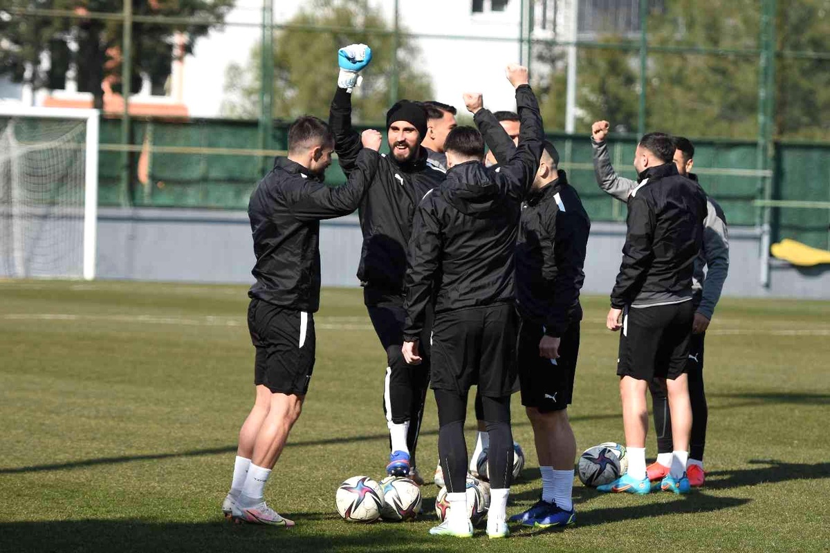 Manisa FK\'da, Boluspor hazırlıkları başladı