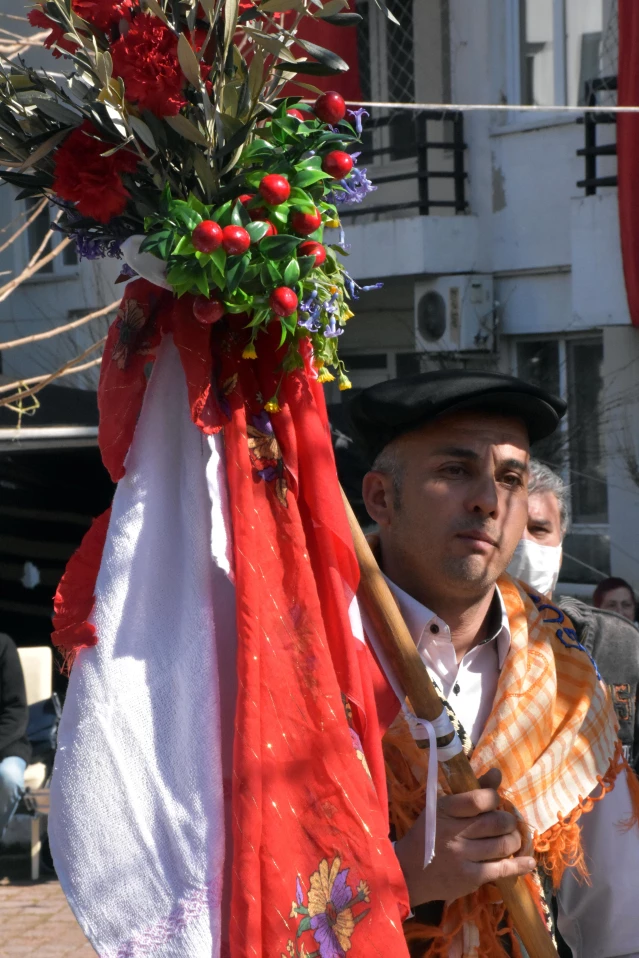 Muğla'da huzurevi sakinleri için temsili Yörük düğünü yapıldı