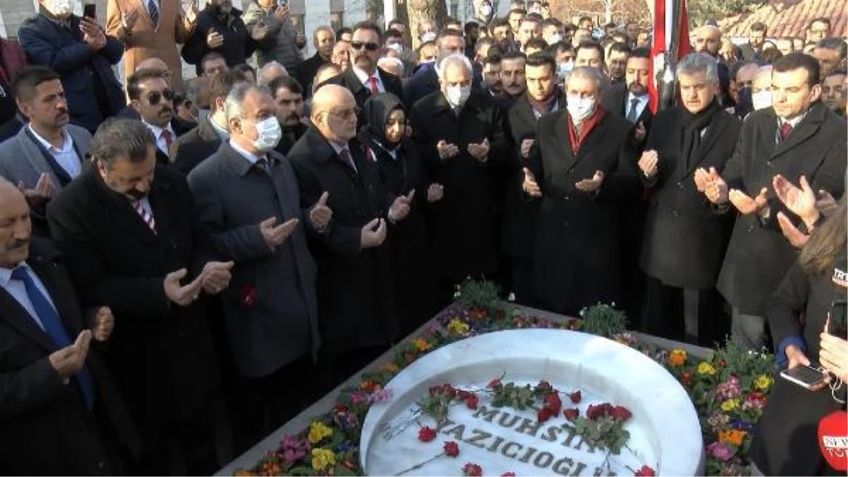 Muhsin Yazıcıoğlu için ölümünün 13\'üncü yılında mezarı başında anma--