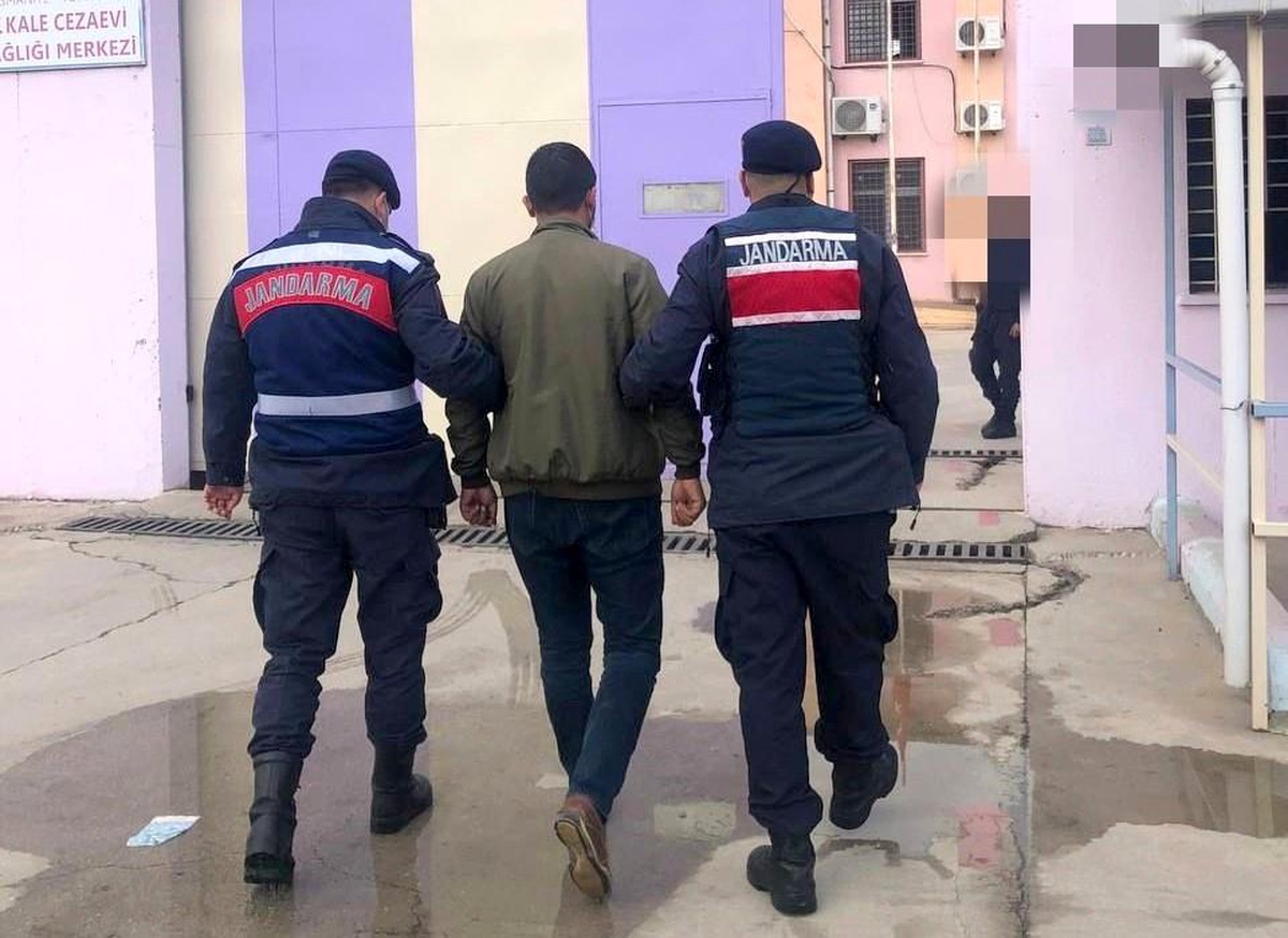 Osmaniye\'de 4 yıl 2 ay hapis cezasıyla aranan hükümlü yakalandı