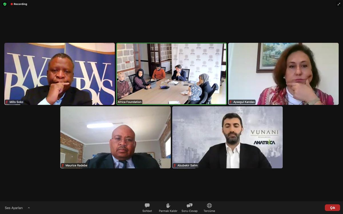 Türkiye ile Güney Afrika\'nın ekonomik ilişkilerinin geleceği panelde ele alındı
