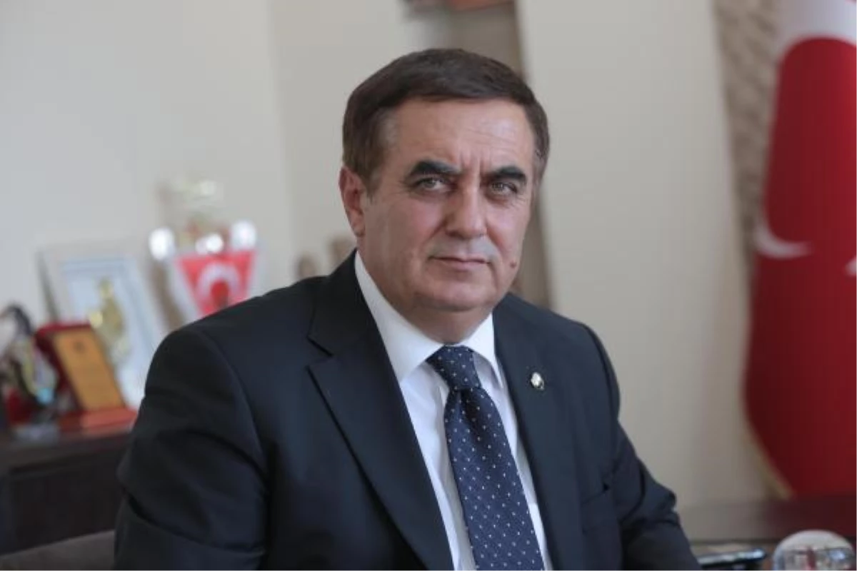 Belediye başkanına, Türkiye Hayvanları Koruma Vakfı Başkanı\'na hakaretten hapis istemi