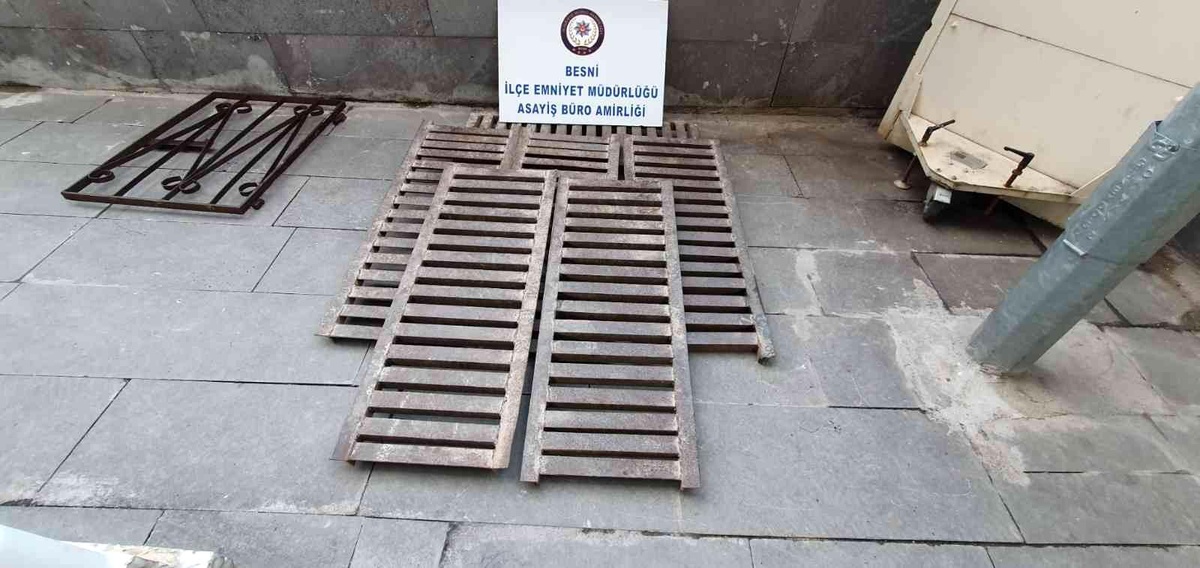 Besni\'de mazgal hırsızı tutuklandı