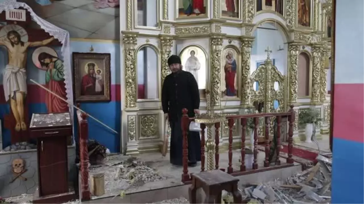 Rusya'nın Ukrayna'ya saldırıları - Kilise bombardıman sonucu hasar gördü