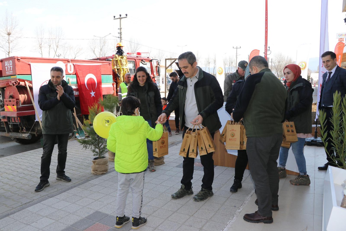 "Yeşil Vatan Tırı" Muğla\'dan yola çıktı