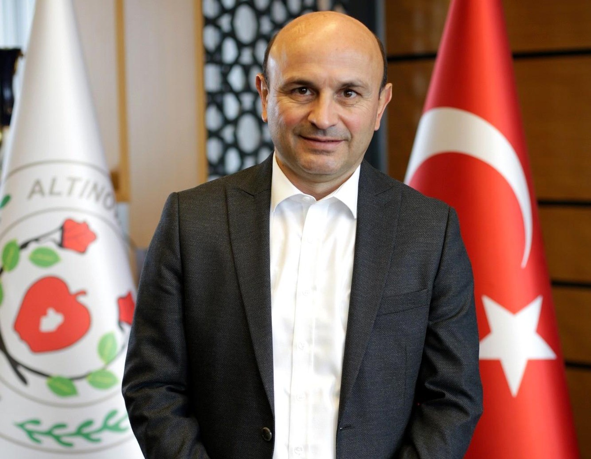 Altınova Belediyesi\'nden ramazan boyunca İstanbul gezisi