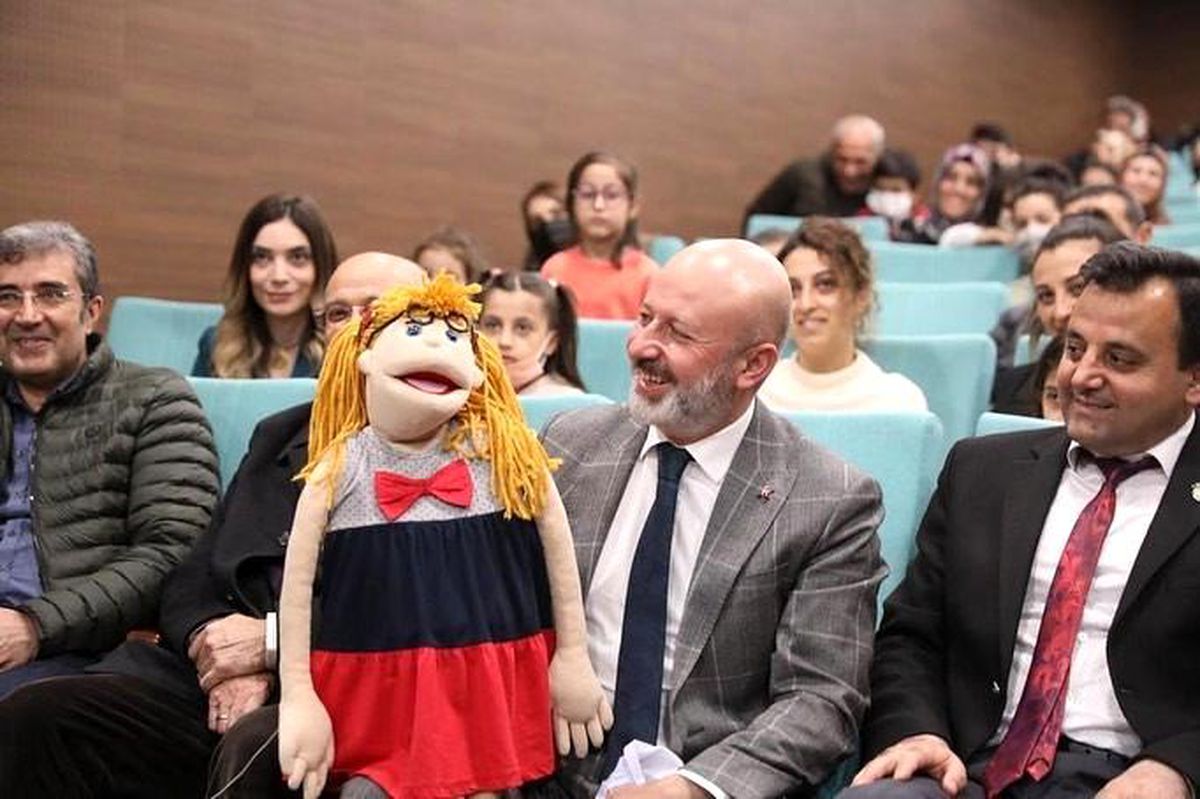 Başkan Çolakbayrakdar: "Hedefimiz, şehrimizde yaşayan herkesin yüzünü gülümsetebilmek"