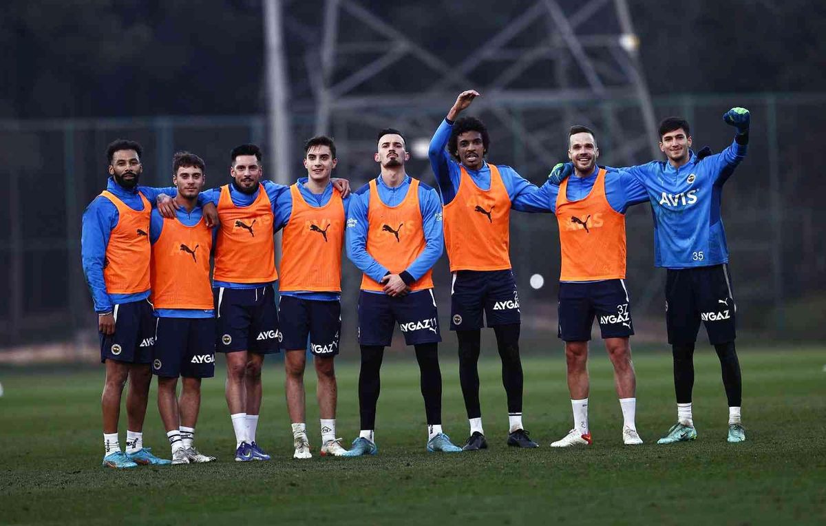 Fenerbahçe salonda çalıştı