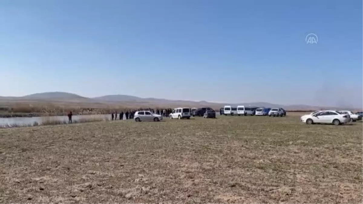 Kaybolan iki gençten birinin cesedi Kızılırmak kıyısında bulundu (2)