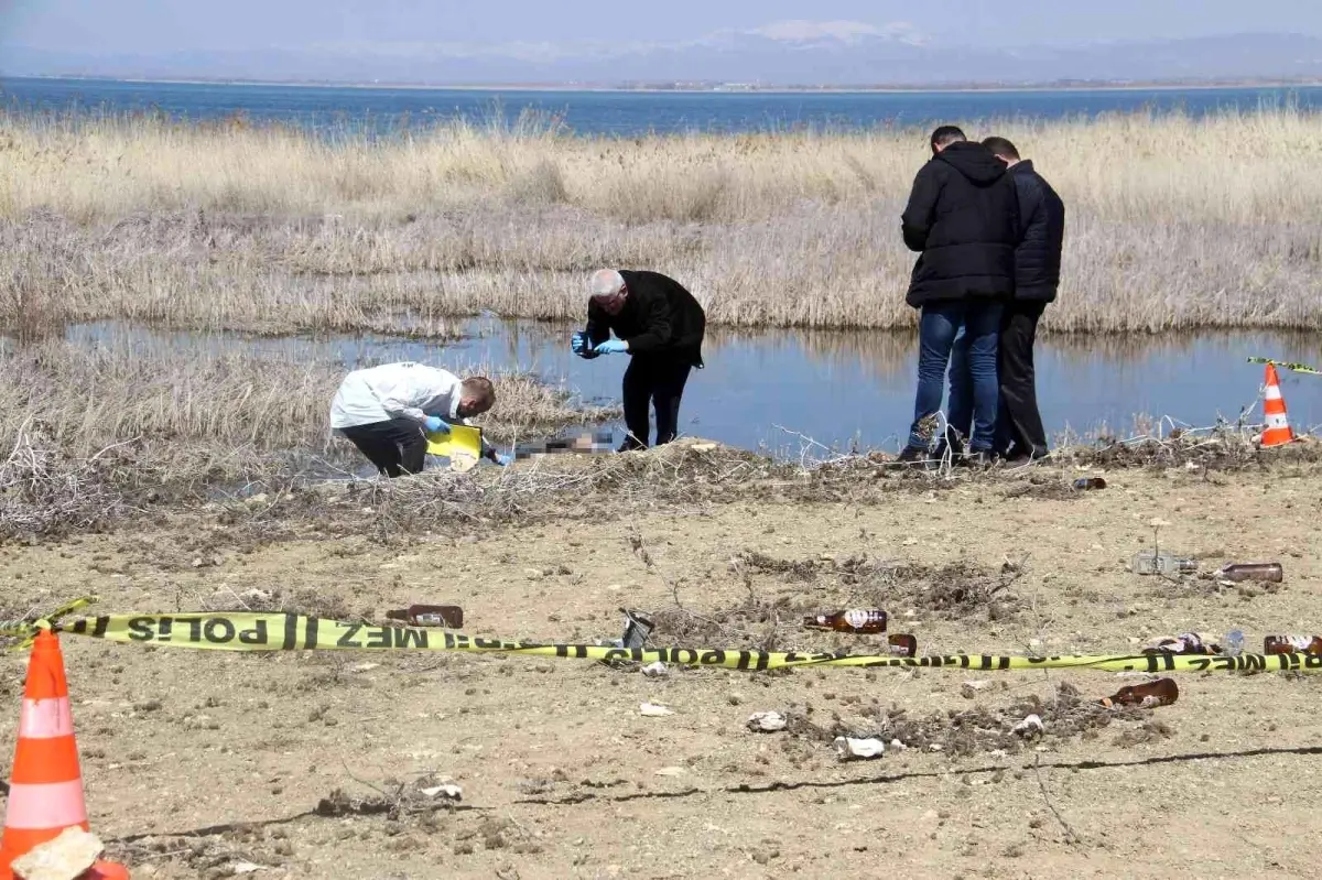 Konya\'da göl kıyısında erkek cesedi bulundu