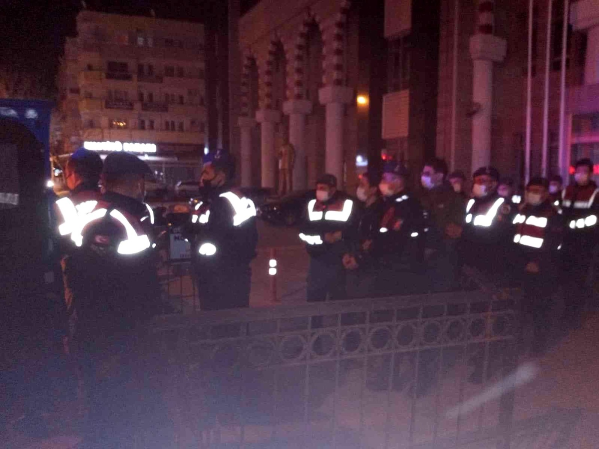 Yunanlıların göçmen zannedip geri ittiği kişiler FETÖ üyesi çıktı