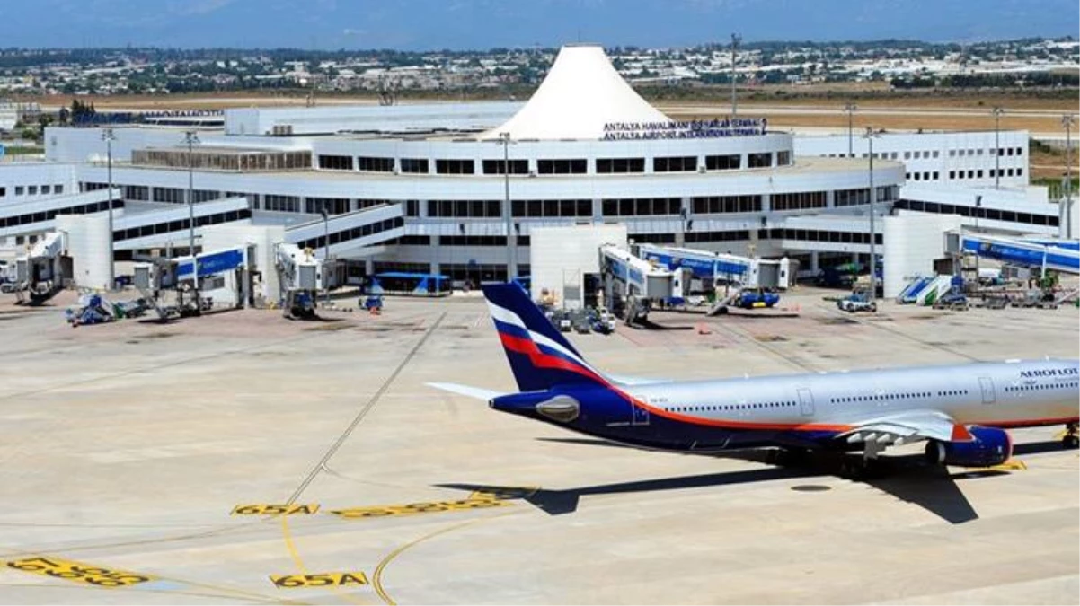 Antalya Havalimanı Projesi'ni kazanan konsorsiyum kiranın ilk taksidi olan 2,1 milyar euroyu ödedi!