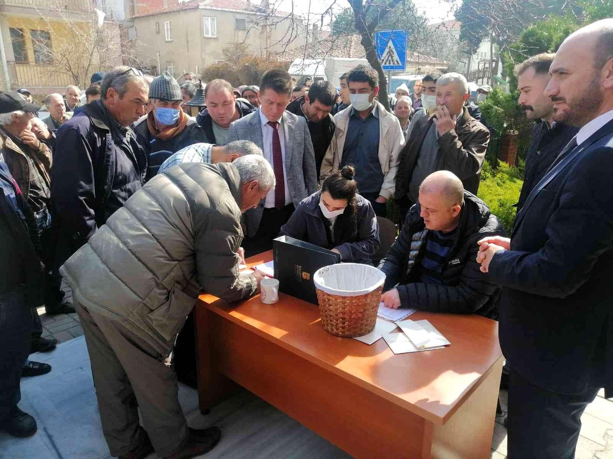 Balıkesir\'de hibe koçlar için kura çekimi yapıldı