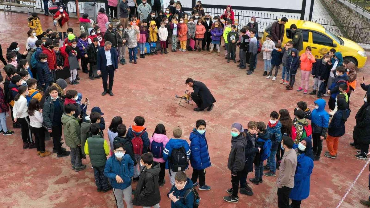 Başiskele Çocuk Üniversitesi\'nden Bilim ve Teknoloji Haftası etkinliği