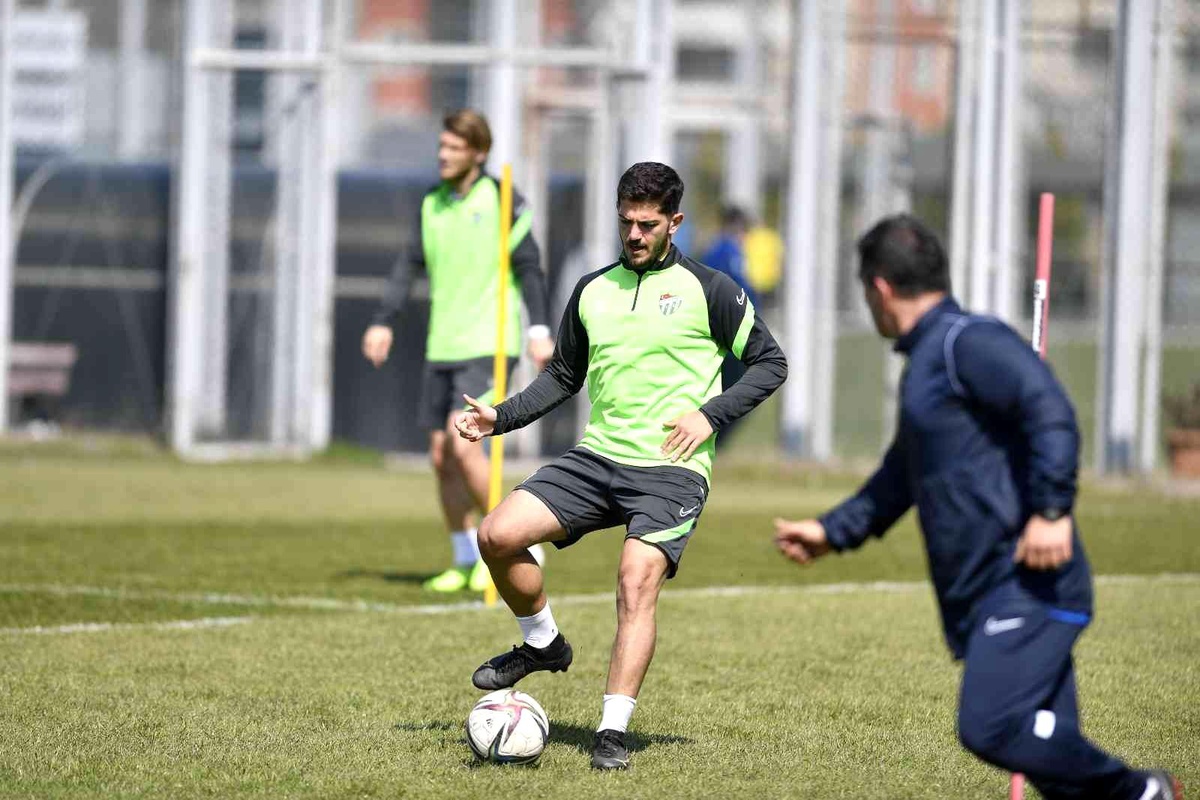 Bursaspor\'da Ankara Keçiörengücü maçı hazırlıkları devam etti
