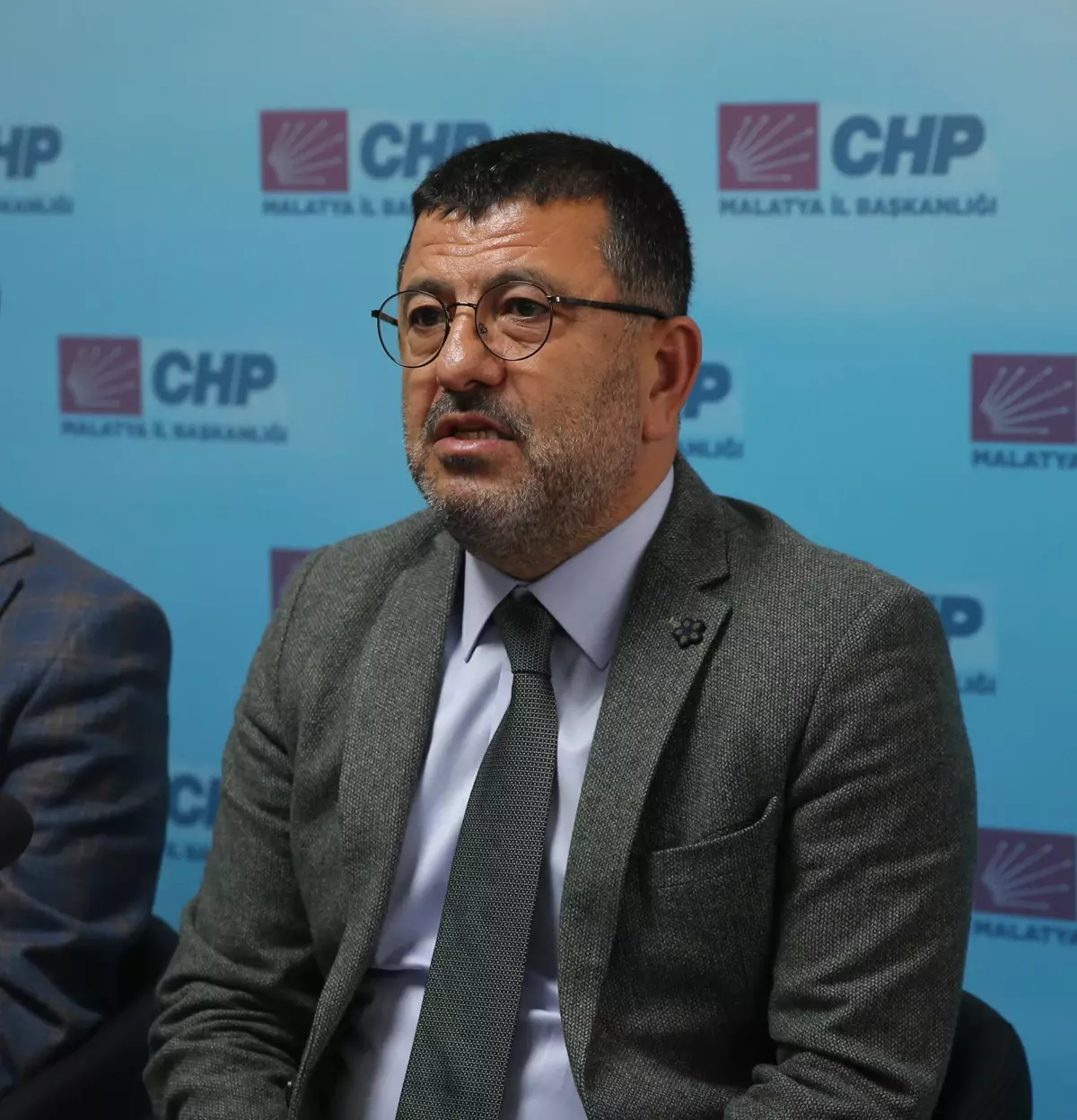 CHP'li Ağbaba 'asgari ücretin güncellenmesini' istedi