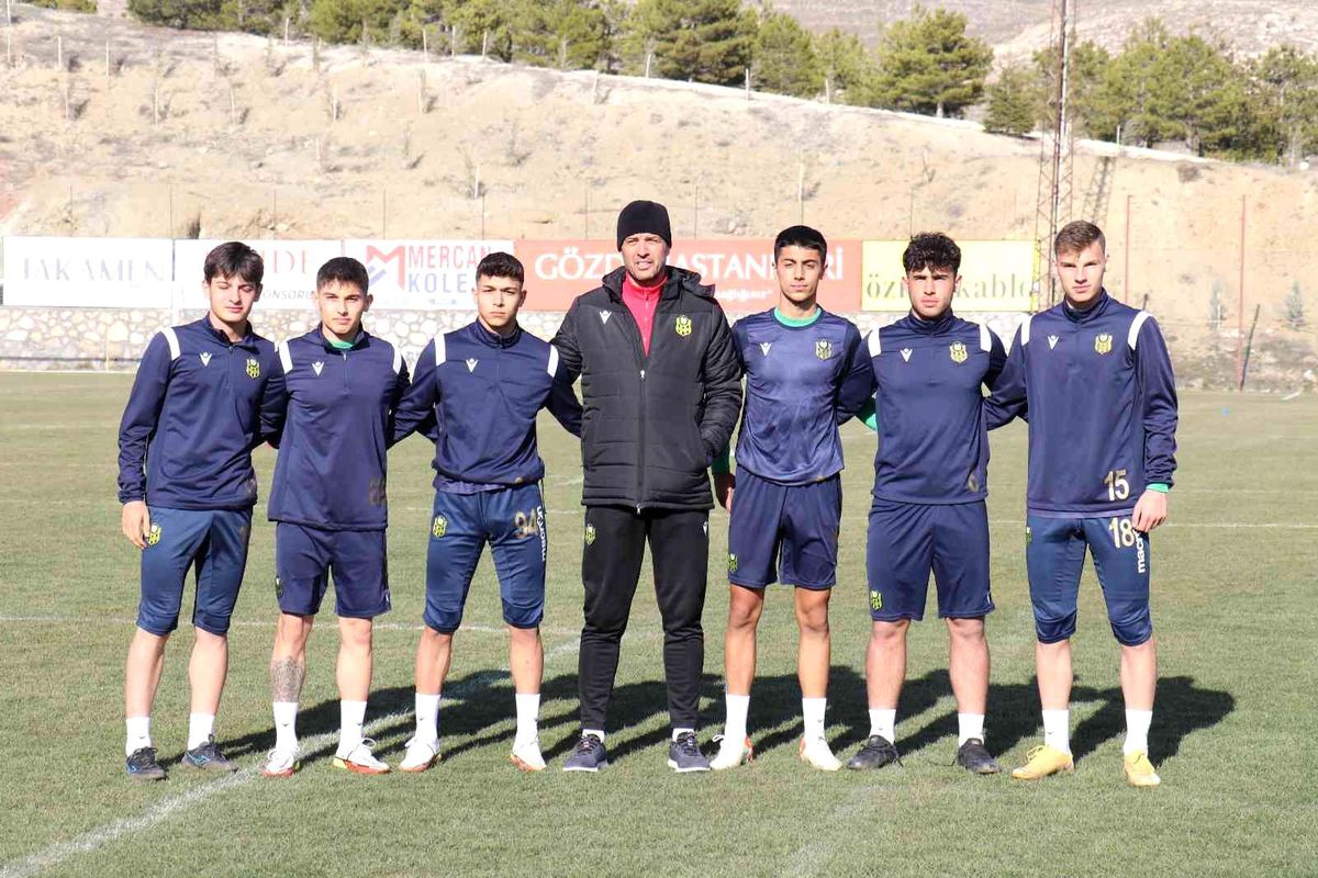 Cihat Arslan: 'Sonuna kadar başımız dik mücadele etmemiz lazım'